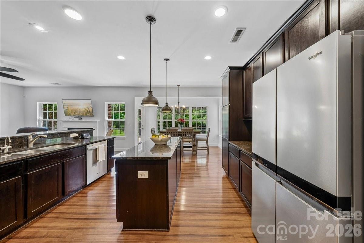 1006 Spring Rose Lane Matthews NC 28104