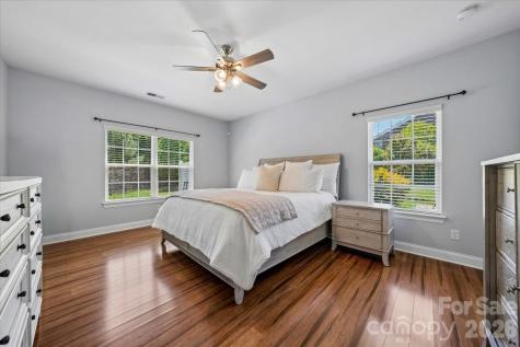 1006 Spring Rose Lane Matthews NC 28104