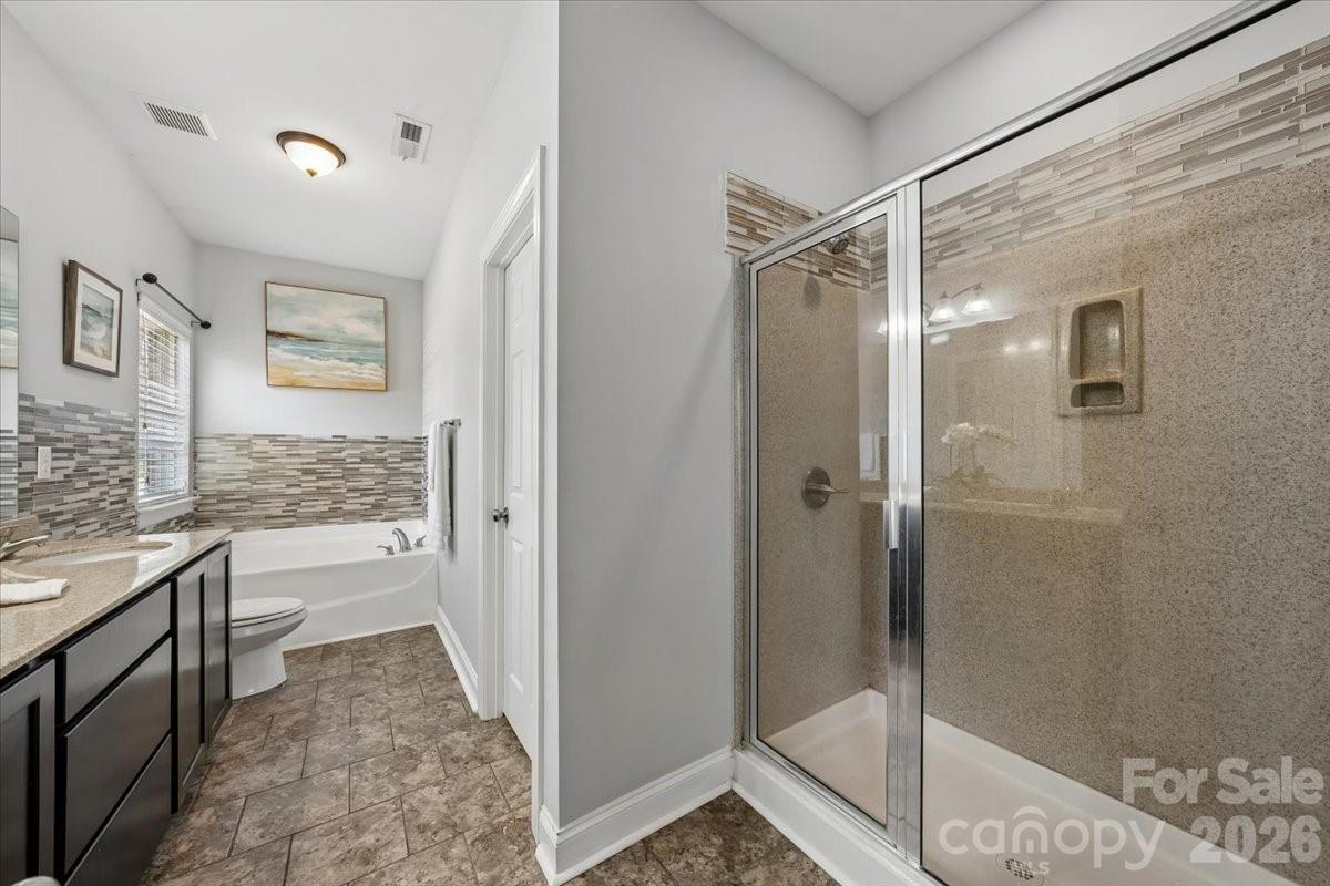 1006 Spring Rose Lane Matthews NC 28104