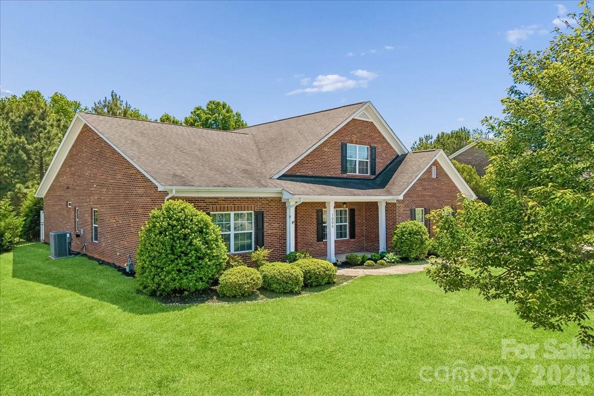 1006 Spring Rose Lane Matthews NC 28104
