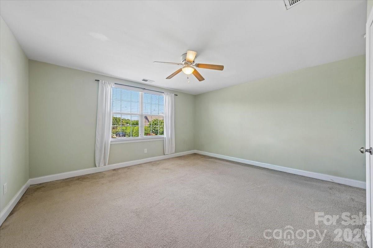 1006 Spring Rose Lane Matthews NC 28104