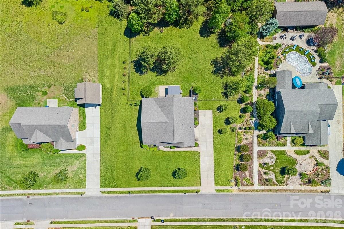 1006 Spring Rose Lane Matthews NC 28104