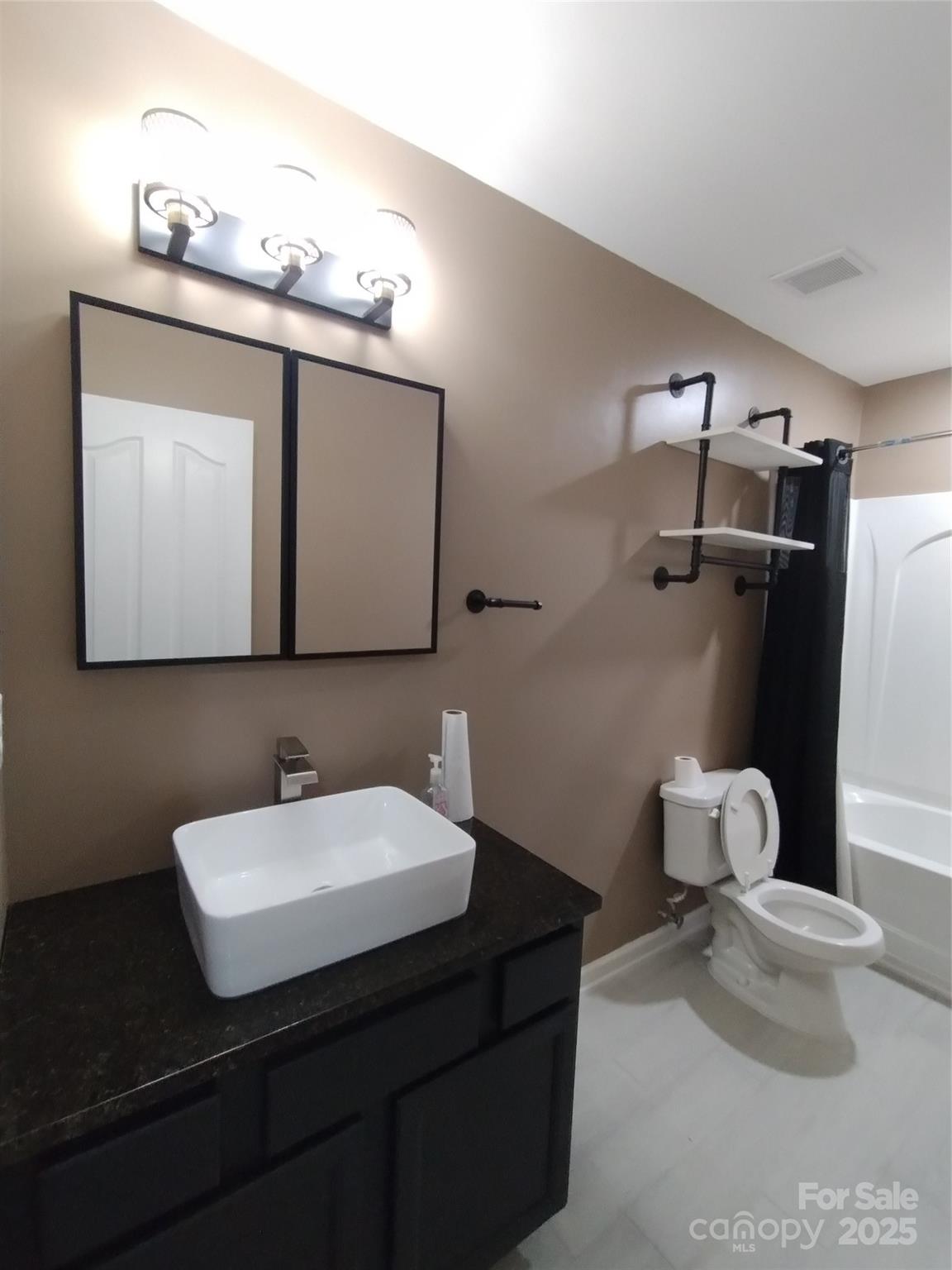 8644 Old Potters Road Charlotte NC 28269