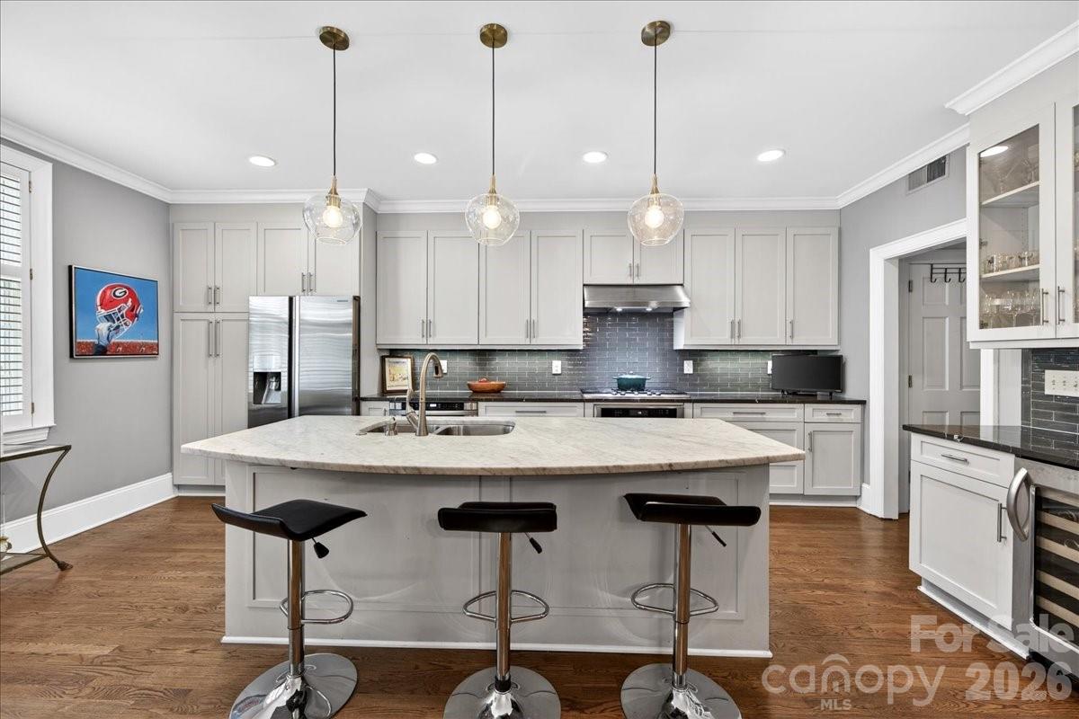 202 Perrin Place Charlotte NC 28207