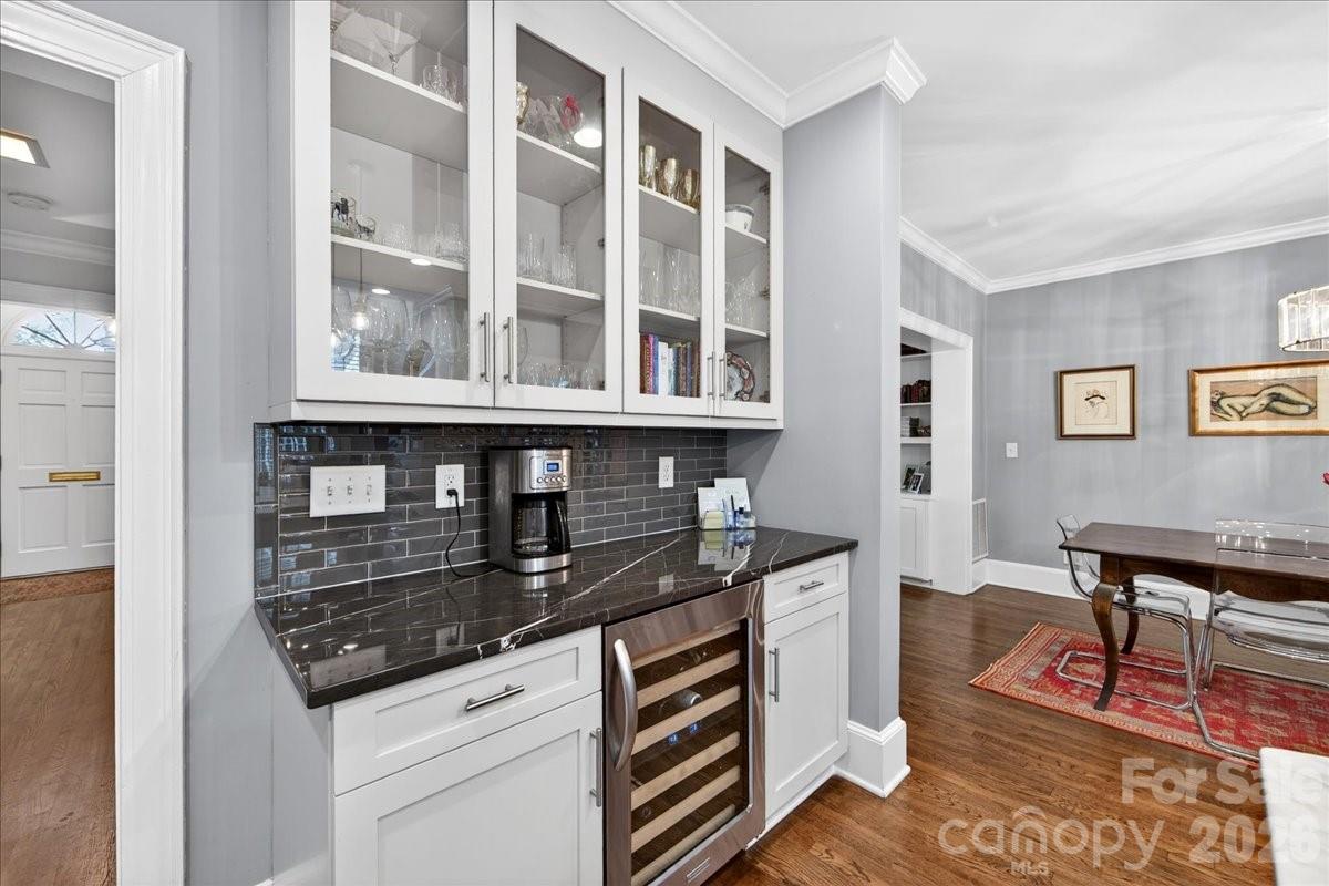 202 Perrin Place Charlotte NC 28207