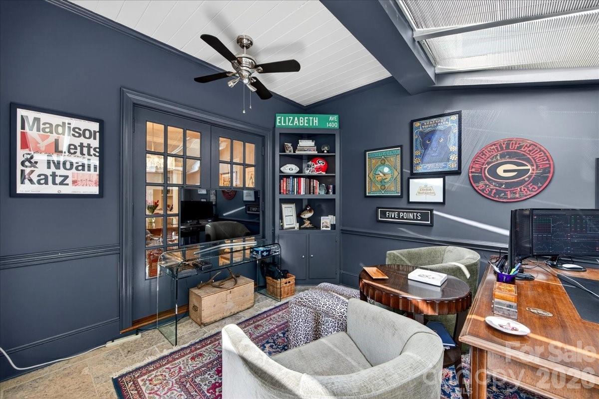202 Perrin Place Charlotte NC 28207