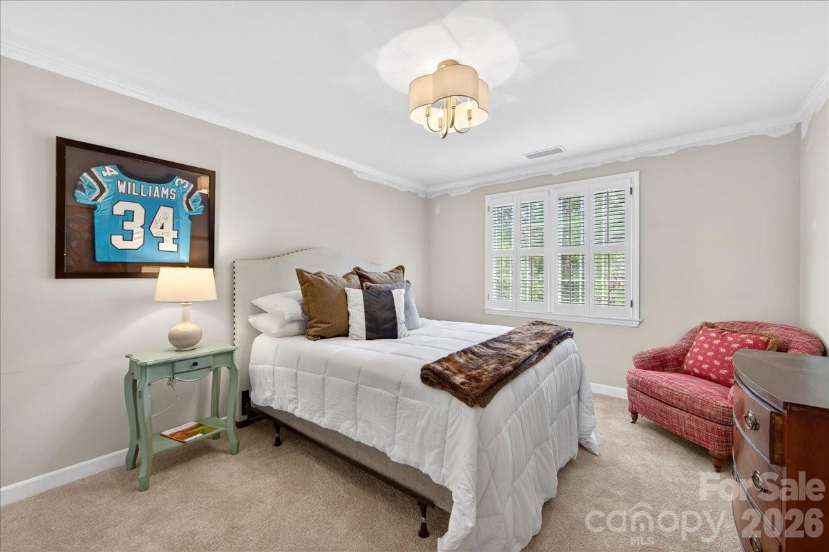 202 Perrin Place Charlotte NC 28207