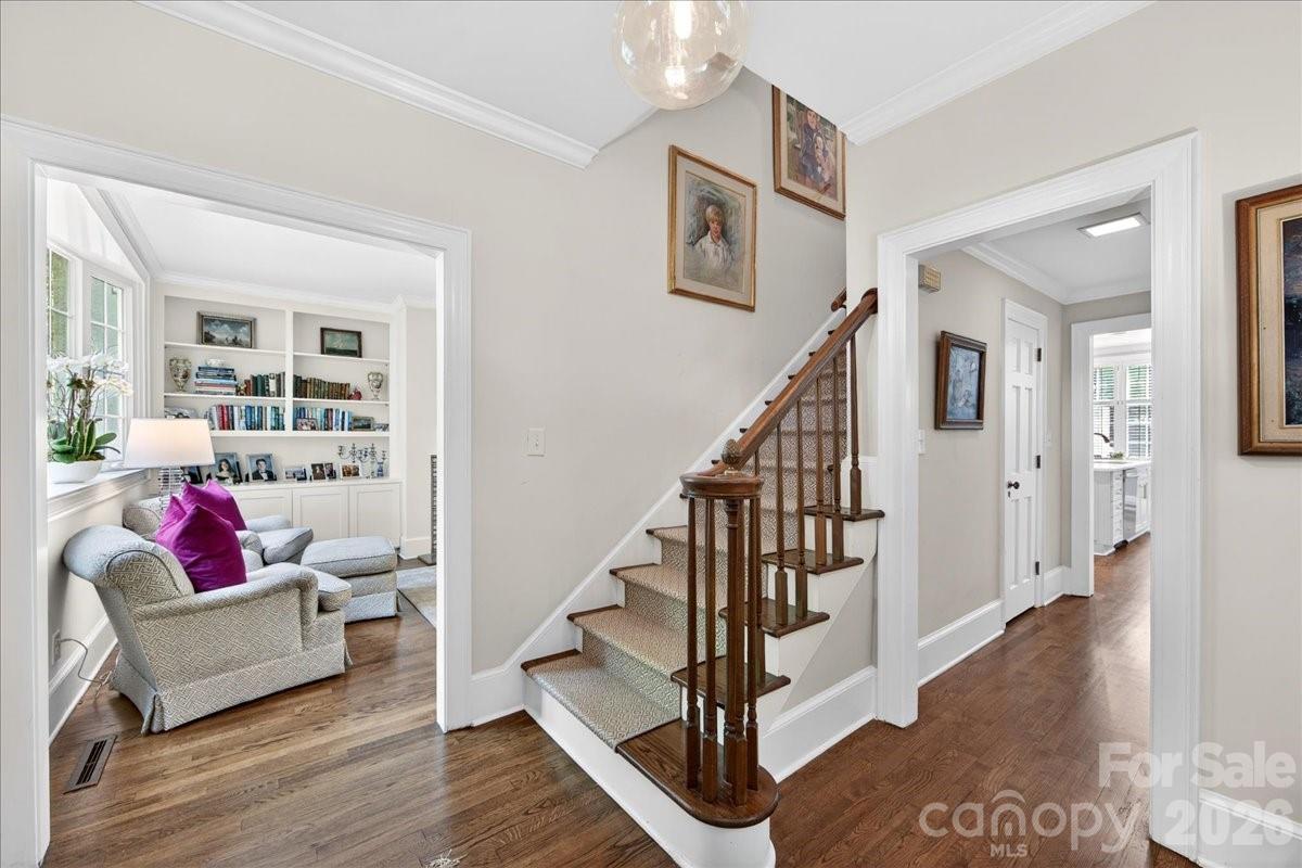 202 Perrin Place Charlotte NC 28207