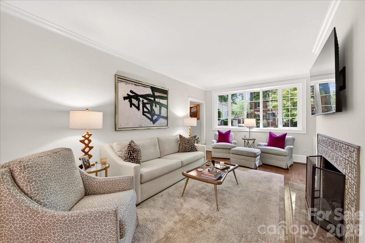 202 Perrin Place Charlotte NC 28207