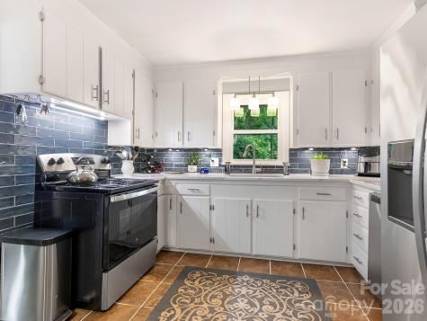 845 Fairbanks Road Charlotte NC 28210