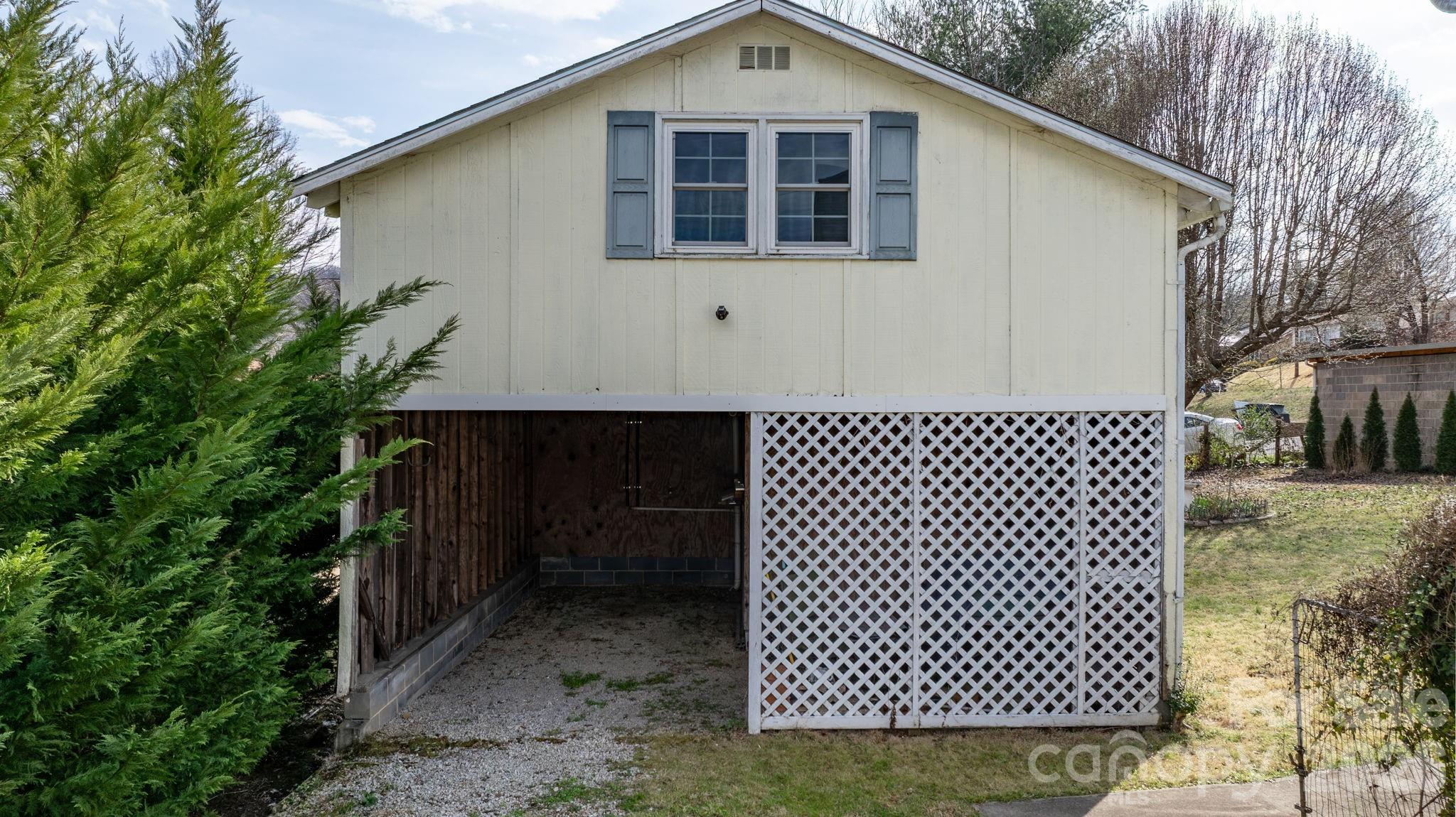 88 Lincoln Avenue Marion NC 28752