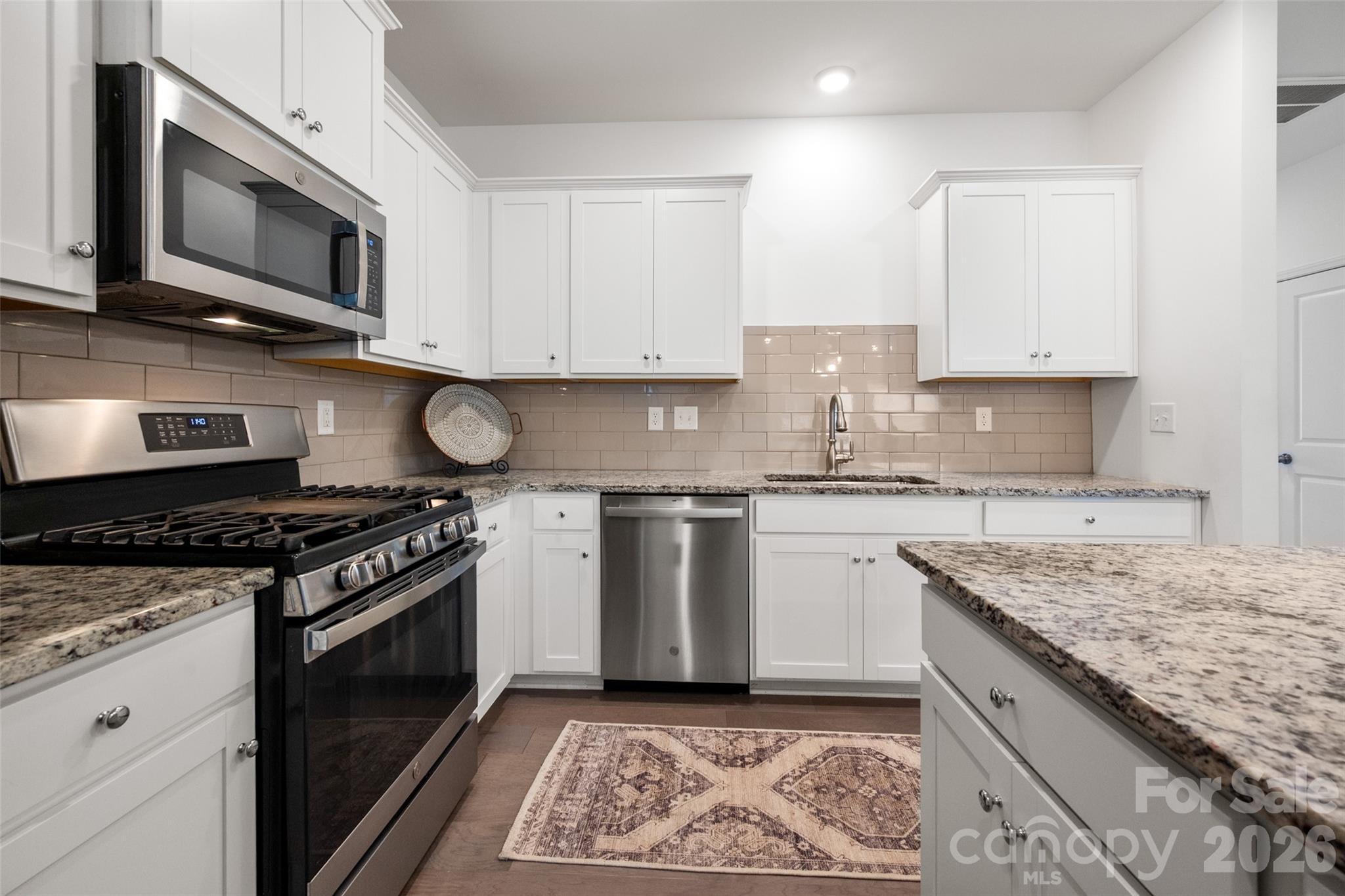 215 Harpers Run Lane Matthews NC 28104