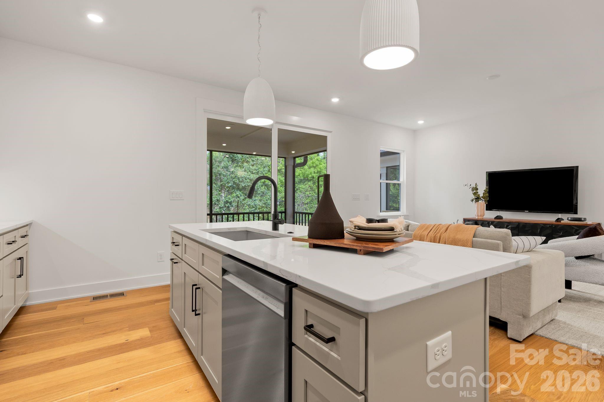 2814 Phillips Avenue Charlotte NC 28208