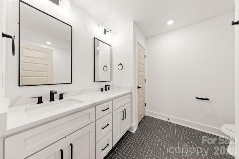 2814 Phillips Avenue Charlotte NC 28208