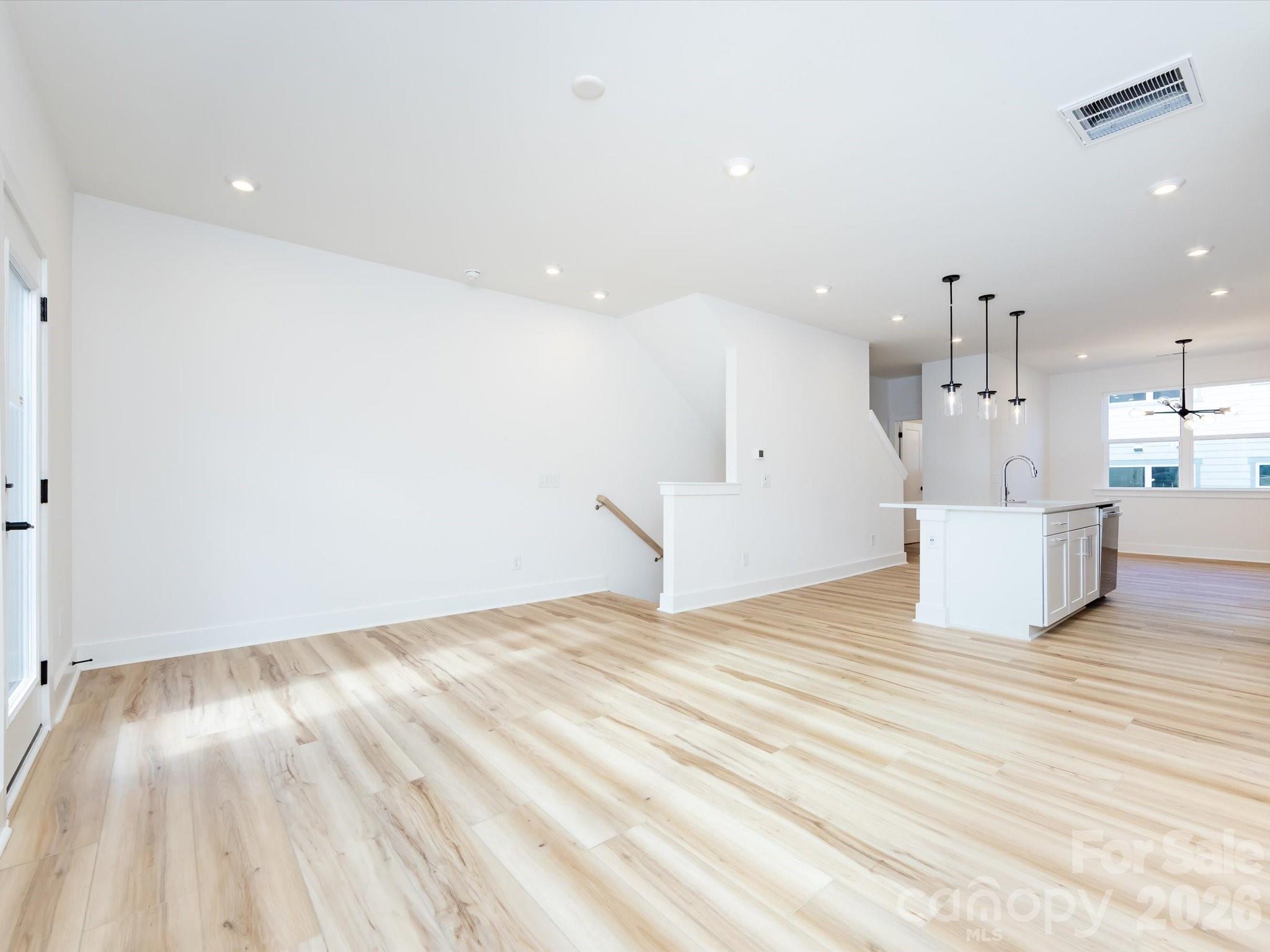 7022 Impulse Court Charlotte NC 28205
