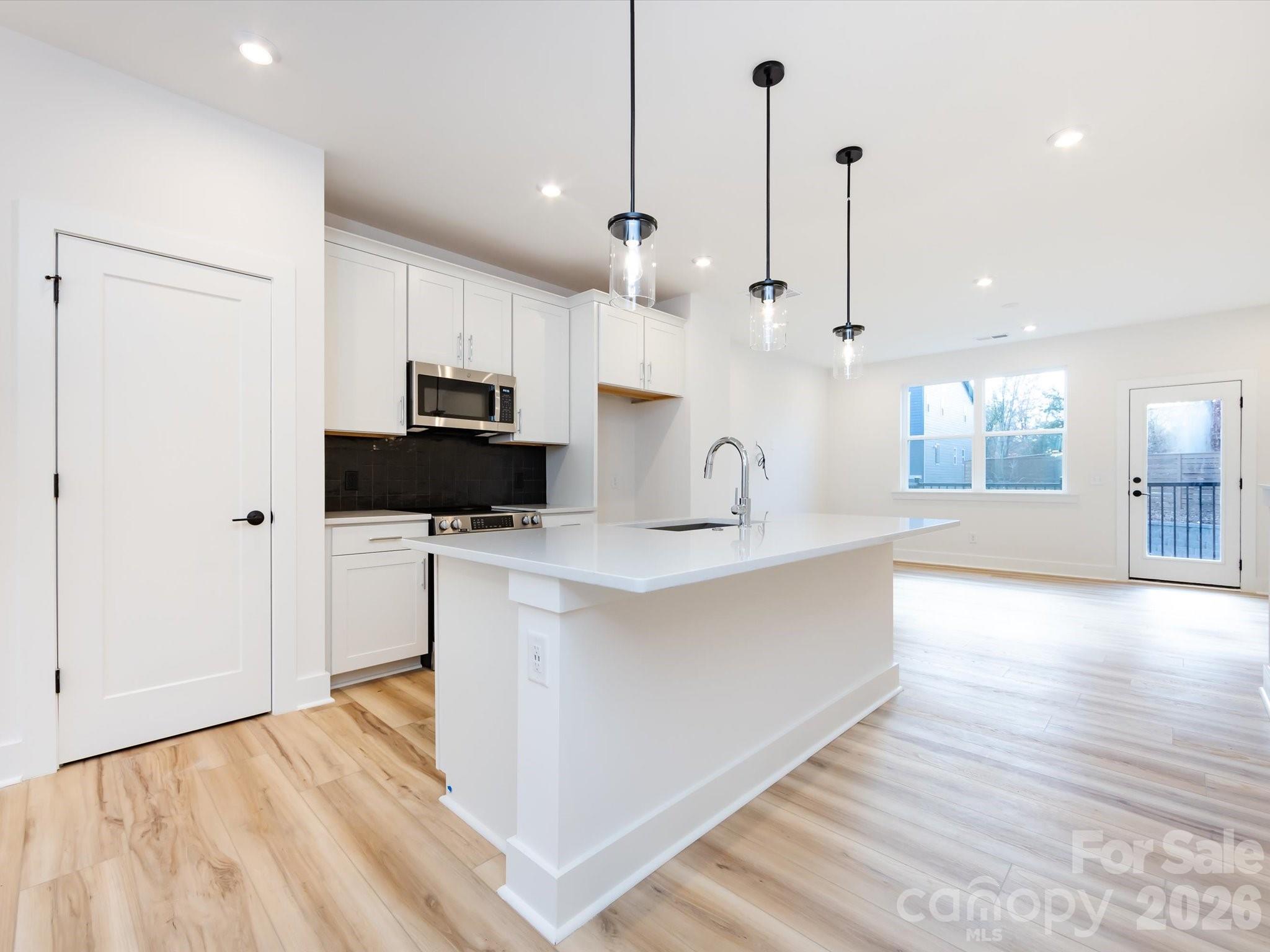 7022 Impulse Court Charlotte NC 28205