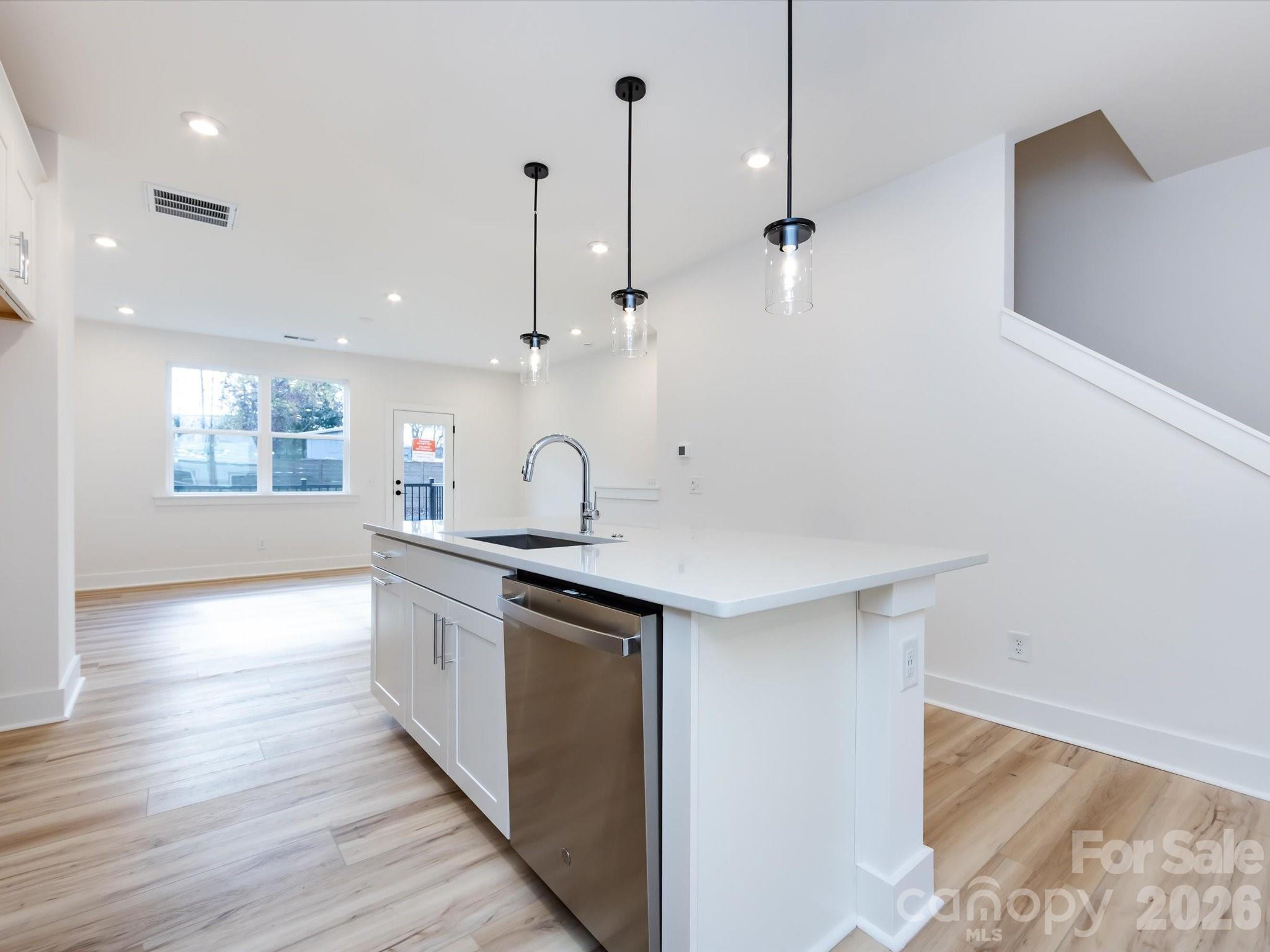 7022 Impulse Court Charlotte NC 28205