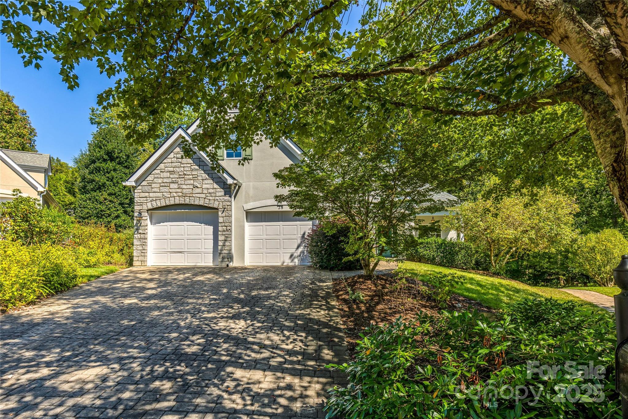 28 Clovelly Way Asheville NC 28803