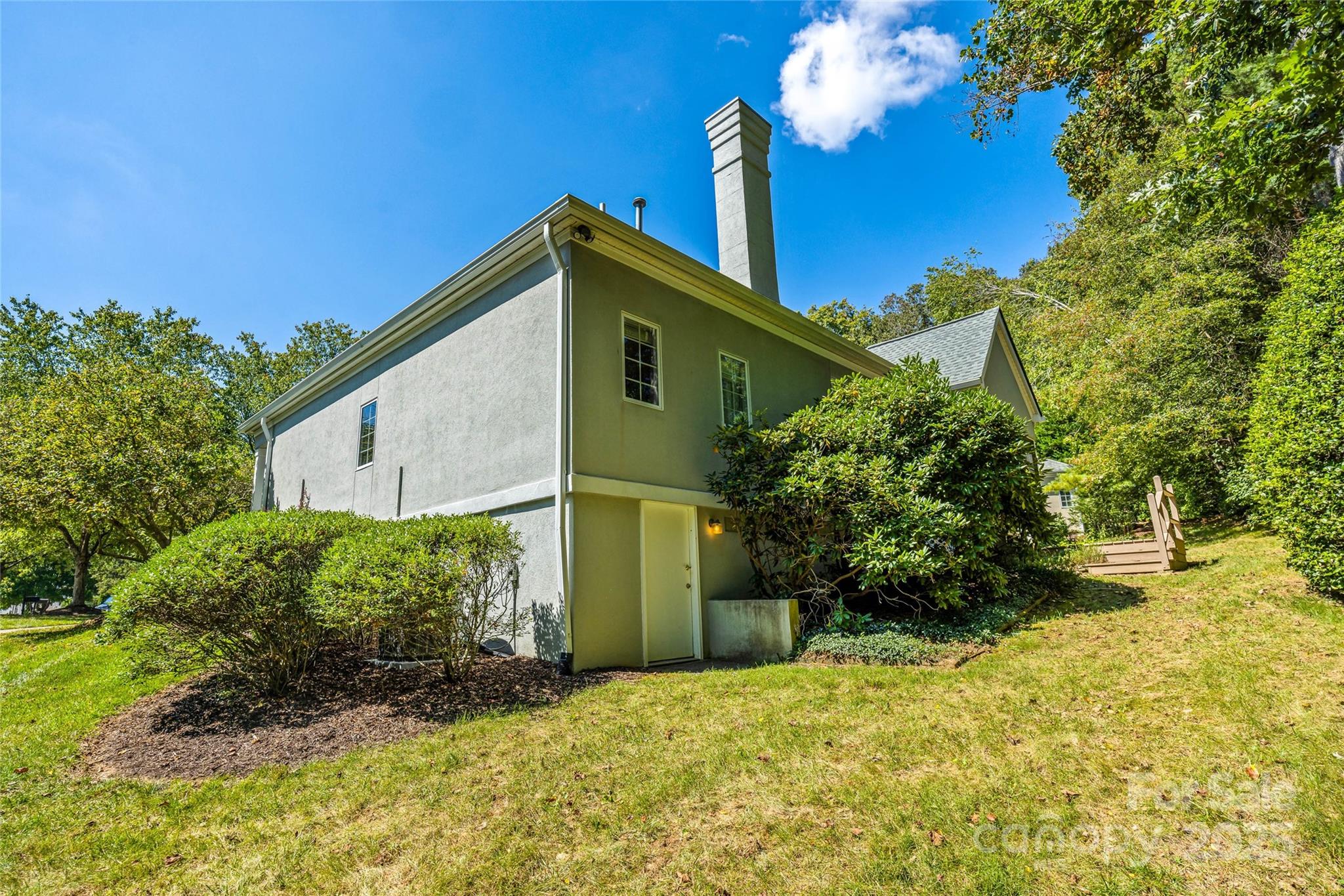 28 Clovelly Way Asheville NC 28803