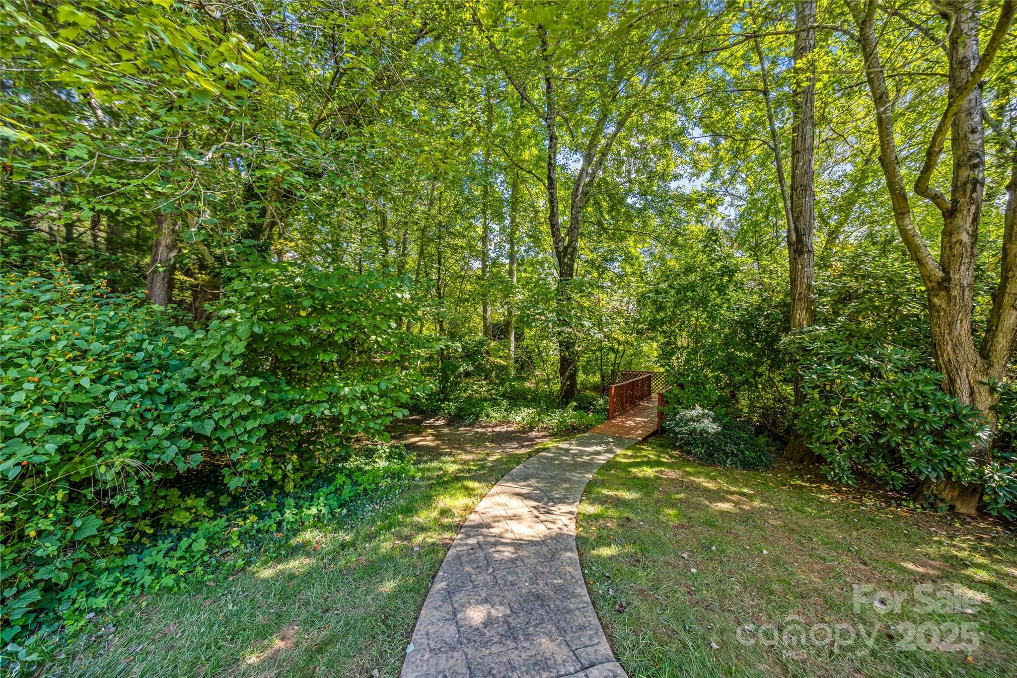 28 Clovelly Way Asheville NC 28803