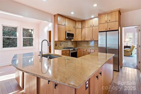 189 Hilltop Road Black Mountain NC 28711