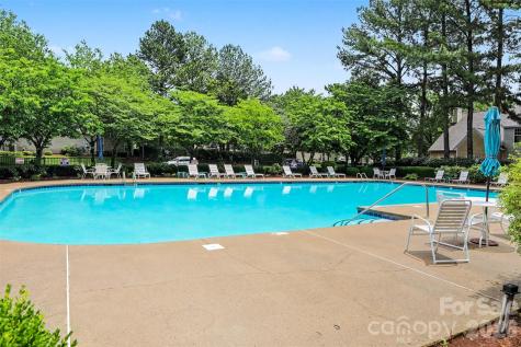 5833 Cougar Lane Charlotte NC 28269
