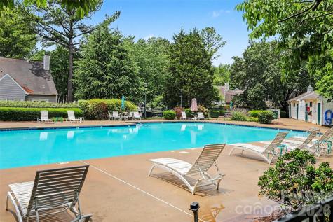 5833 Cougar Lane Charlotte NC 28269