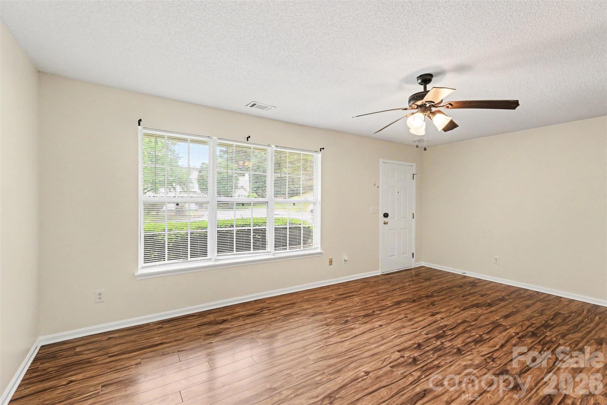 5833 Cougar Lane Charlotte NC 28269