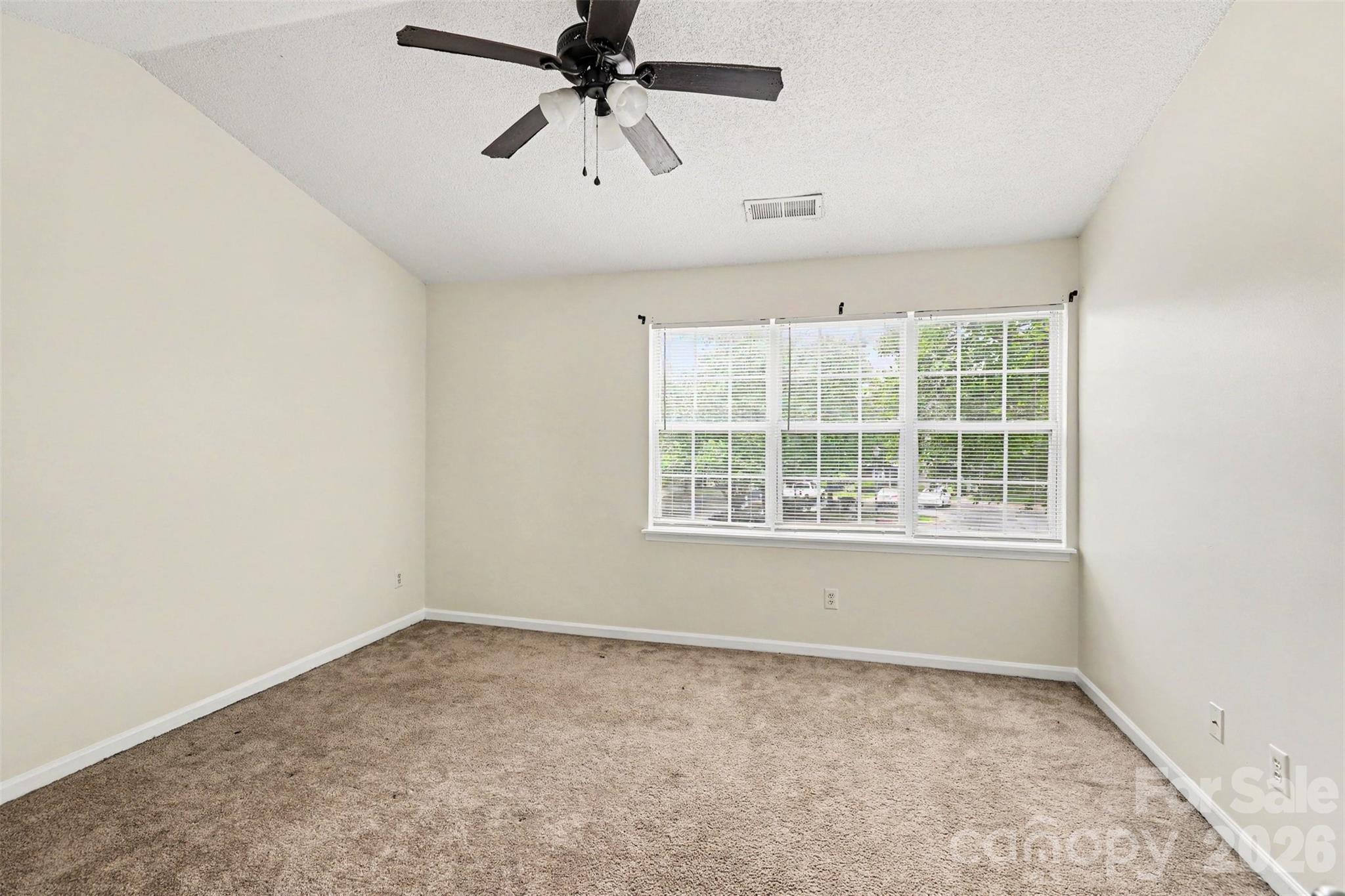 5833 Cougar Lane Charlotte NC 28269