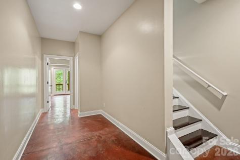 314 Woodland Drive Swannanoa NC 28778
