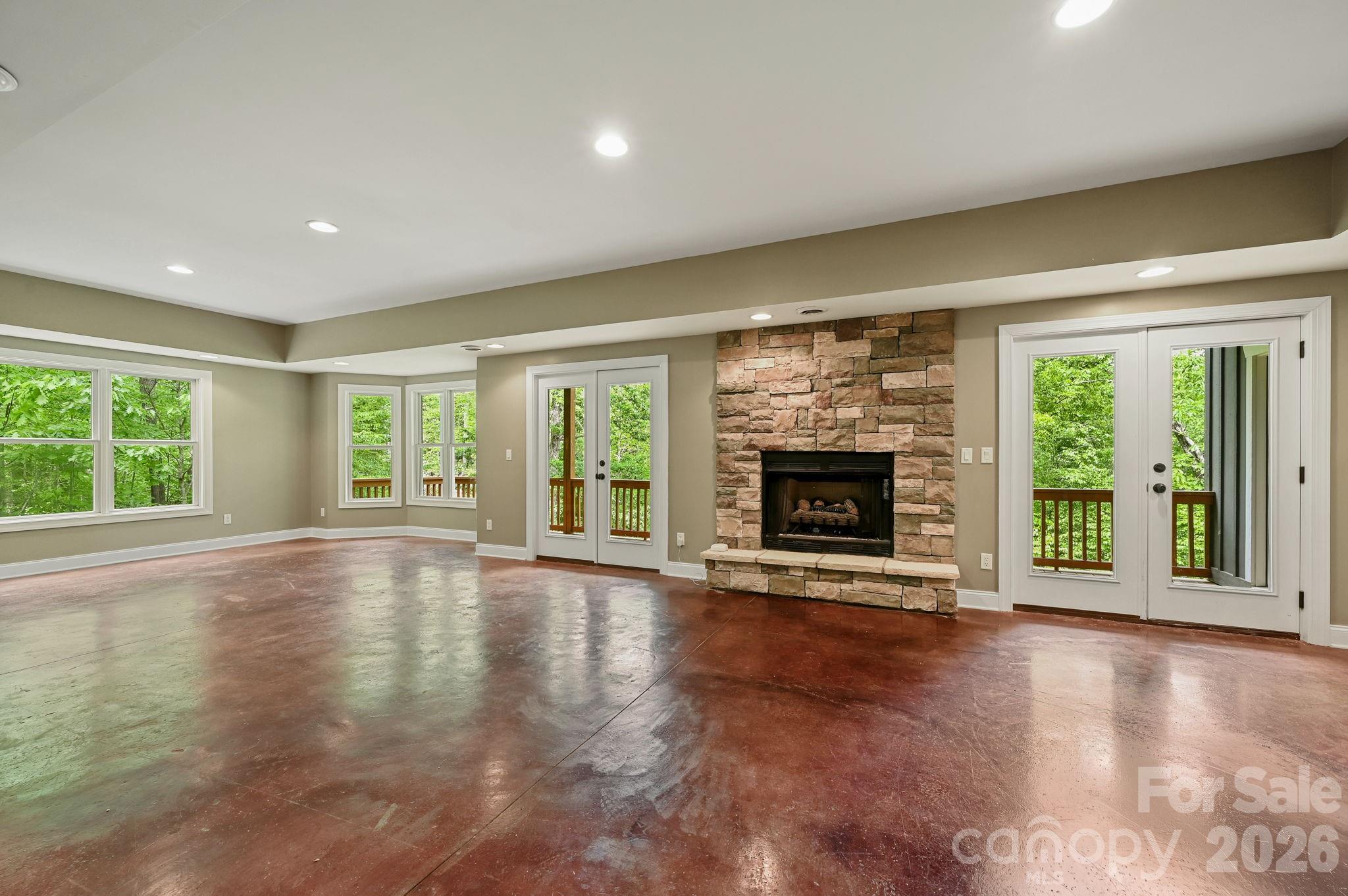 314 Woodland Drive Swannanoa NC 28778