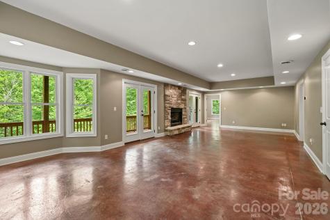 314 Woodland Drive Swannanoa NC 28778