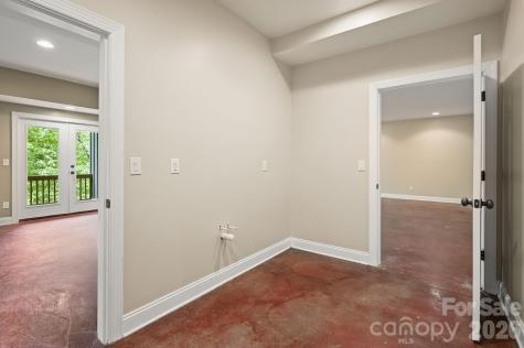 314 Woodland Drive Swannanoa NC 28778
