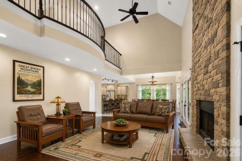 314 Woodland Drive Swannanoa NC 28778