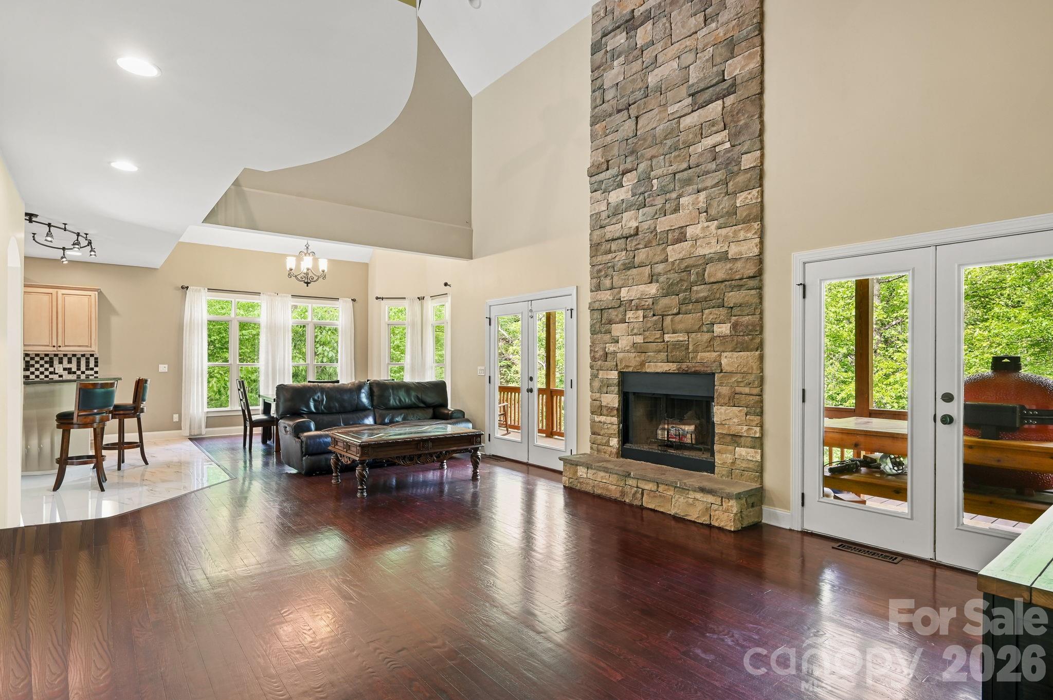 314 Woodland Drive Swannanoa NC 28778