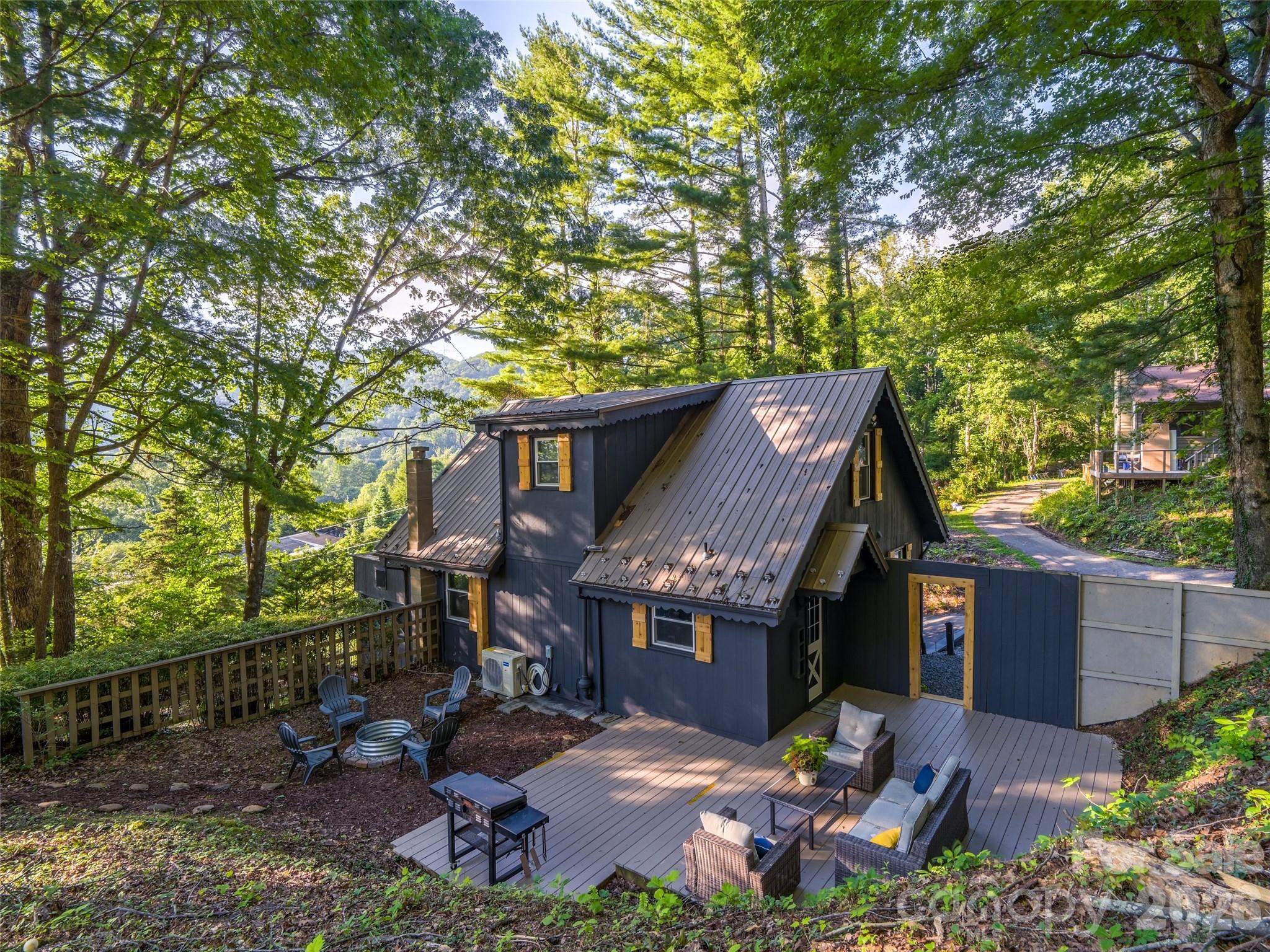 410 Mother In Law Lane Burnsville NC 28714