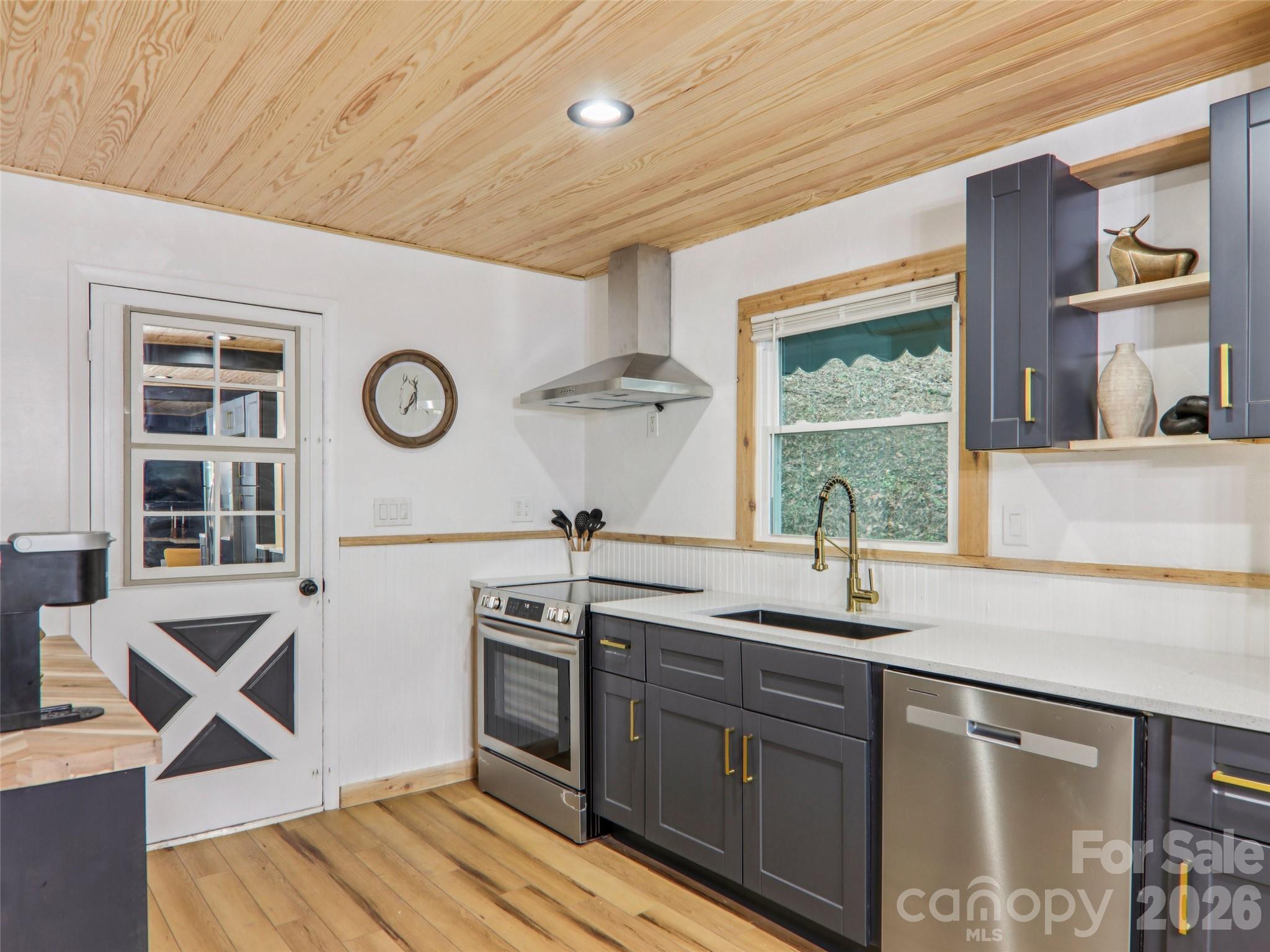 410 Mother In Law Lane Burnsville NC 28714