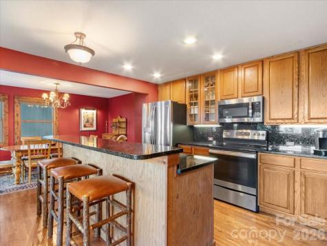121 Ivy Ridge Road Burnsville NC 28714