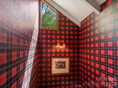 121 Ivy Ridge Road Burnsville NC 28714