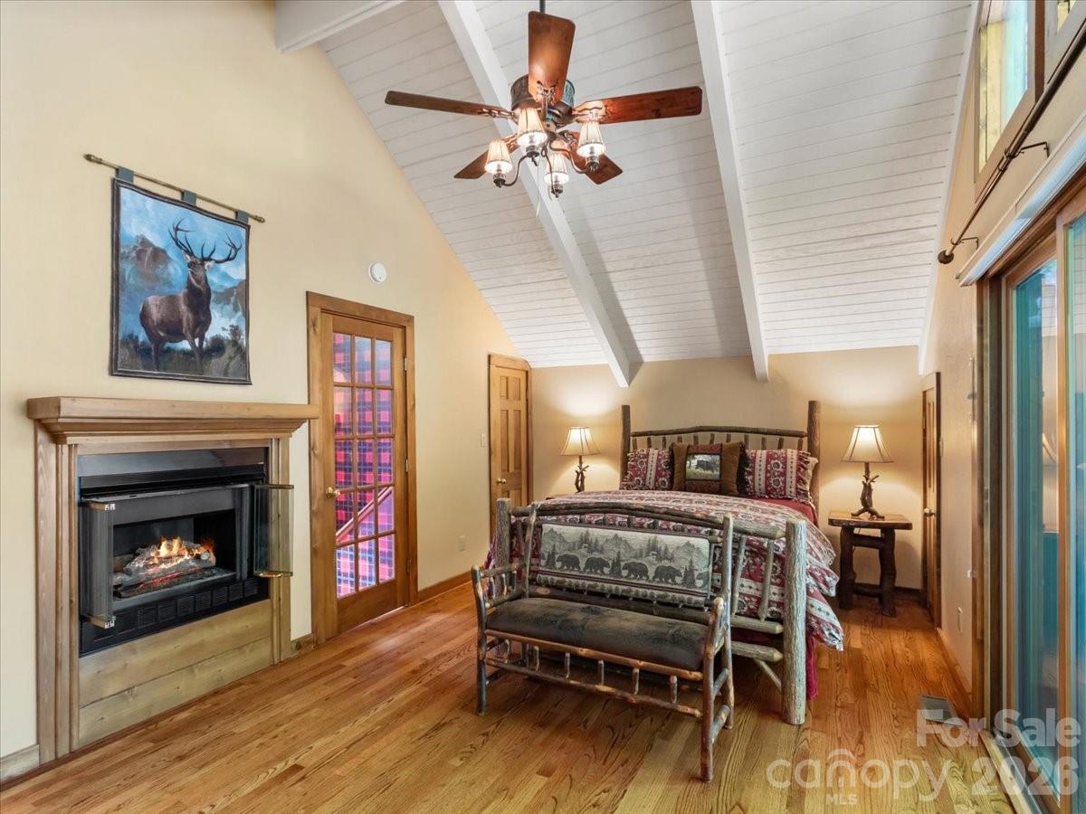 121 Ivy Ridge Road Burnsville NC 28714
