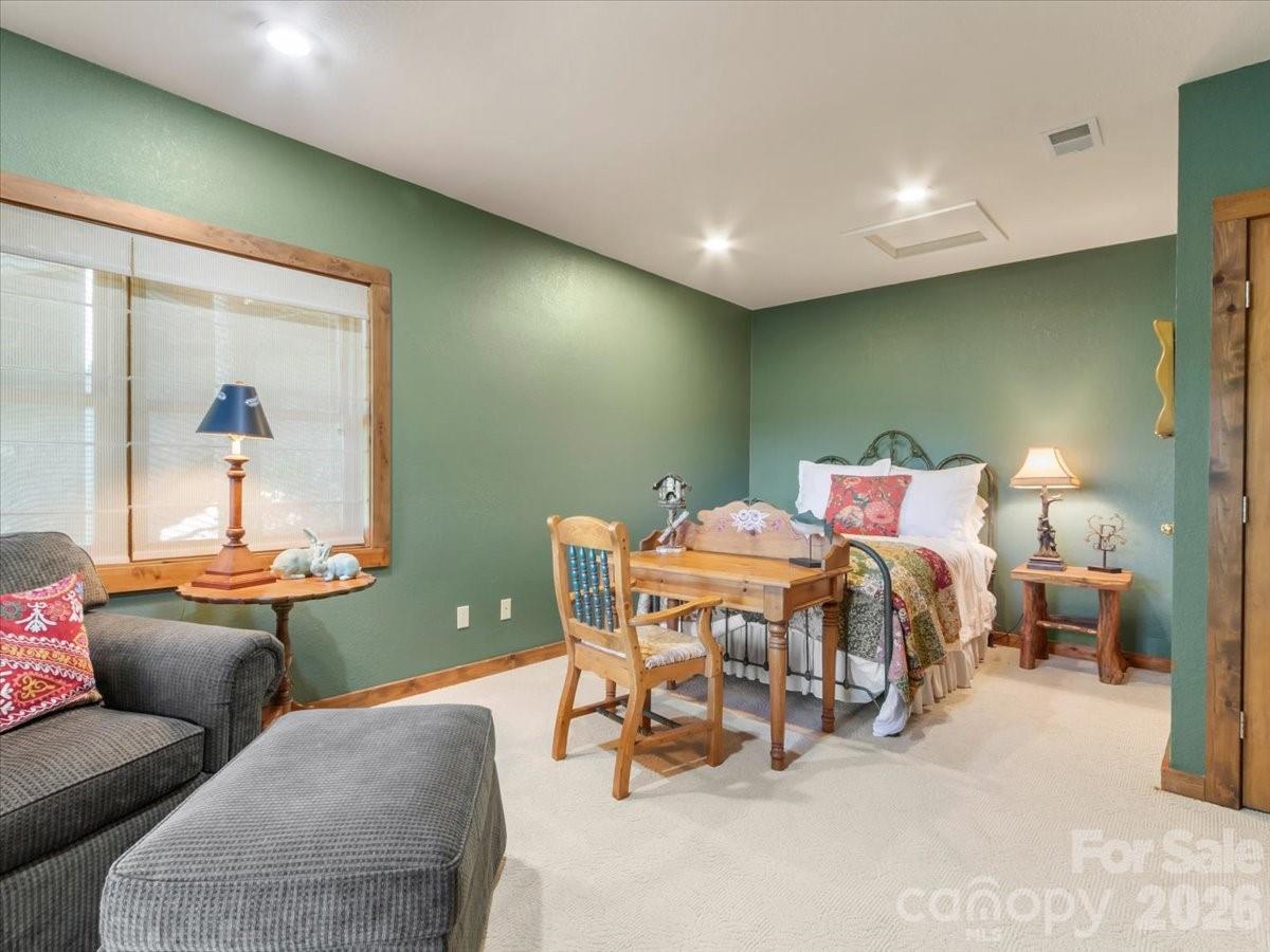 121 Ivy Ridge Road Burnsville NC 28714