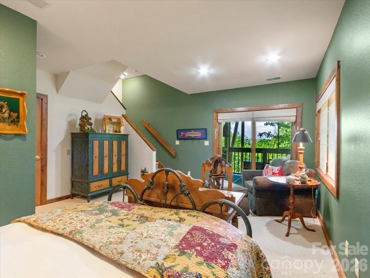 121 Ivy Ridge Road Burnsville NC 28714