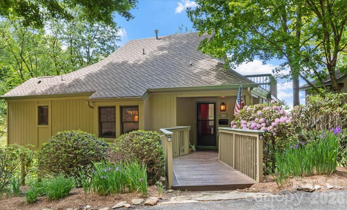 121 Ivy Ridge Road Burnsville NC 28714