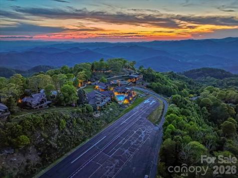 121 Ivy Ridge Road Burnsville NC 28714