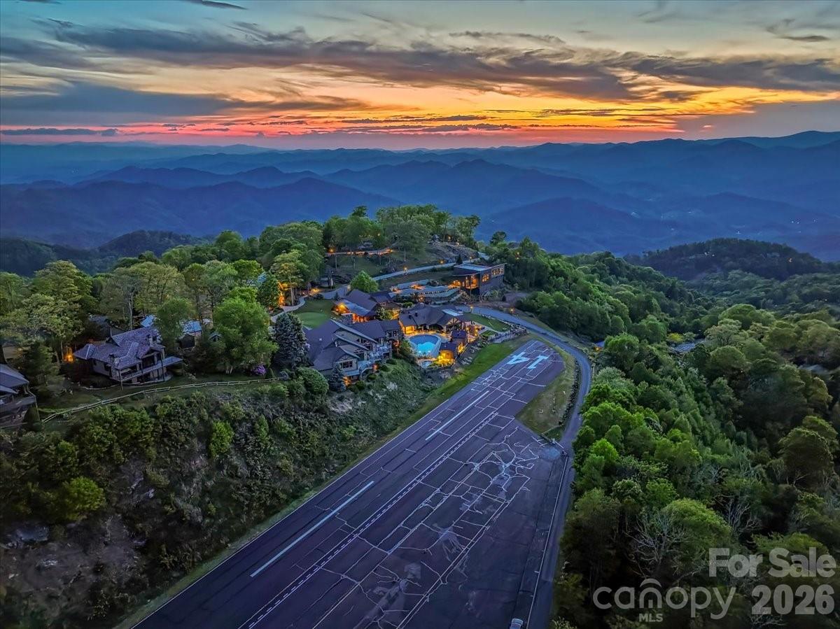 121 Ivy Ridge Road Burnsville NC 28714