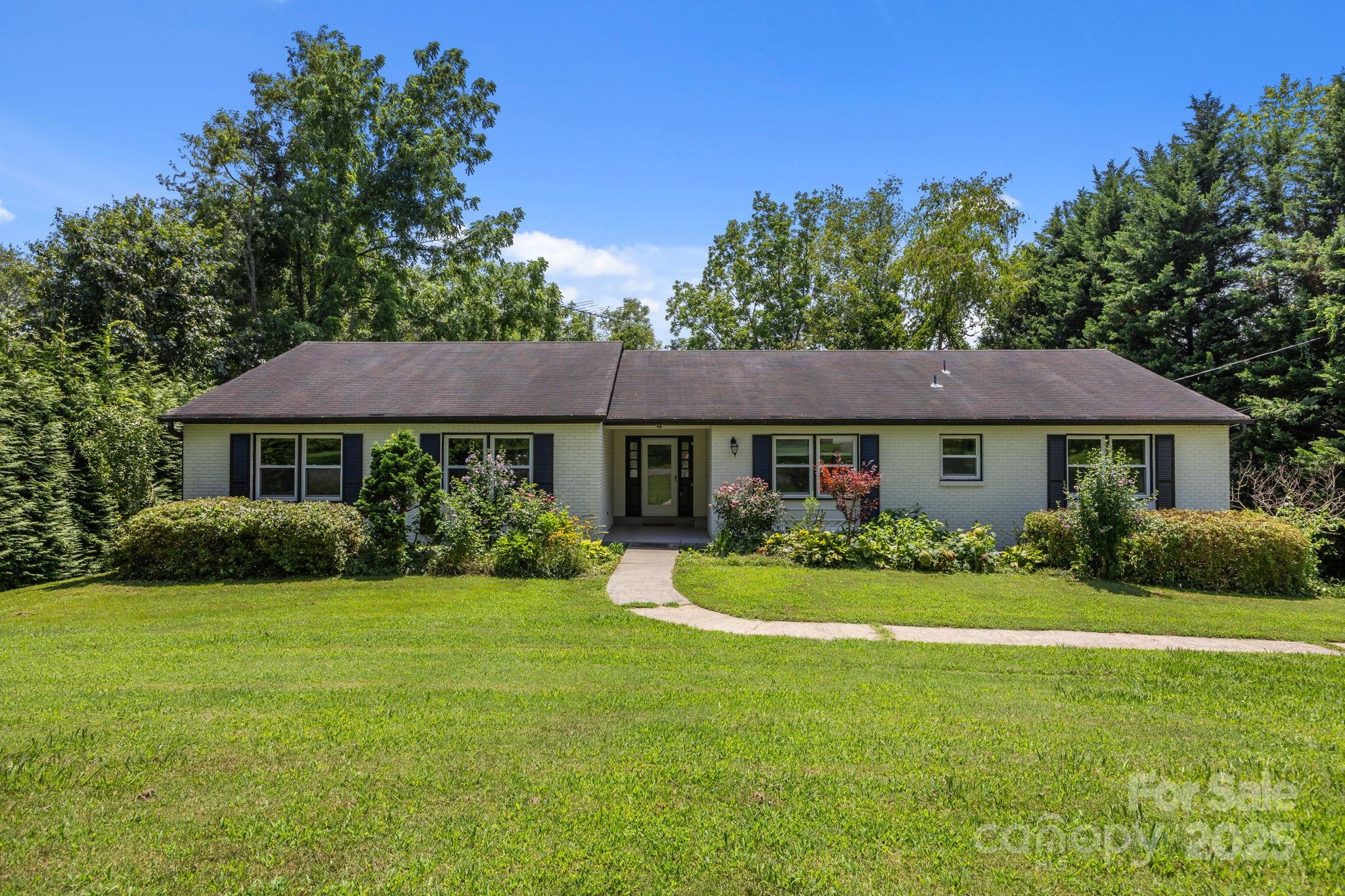 90 Knob Hill Road Asheville NC 28806