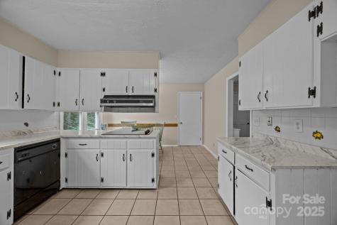 90 Knob Hill Road Asheville NC 28806