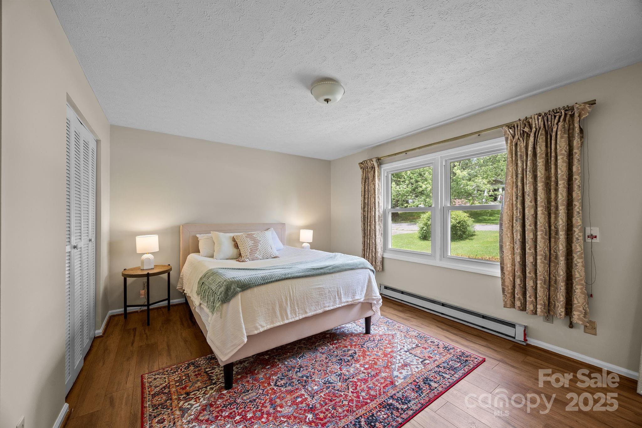 90 Knob Hill Road Asheville NC 28806