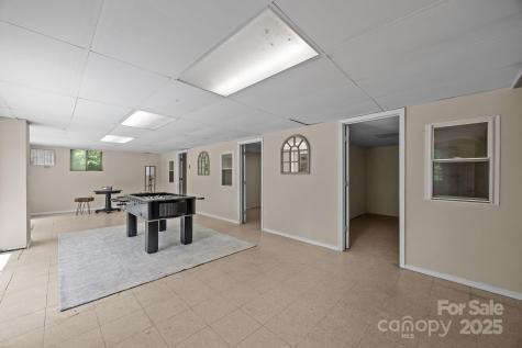 90 Knob Hill Road Asheville NC 28806