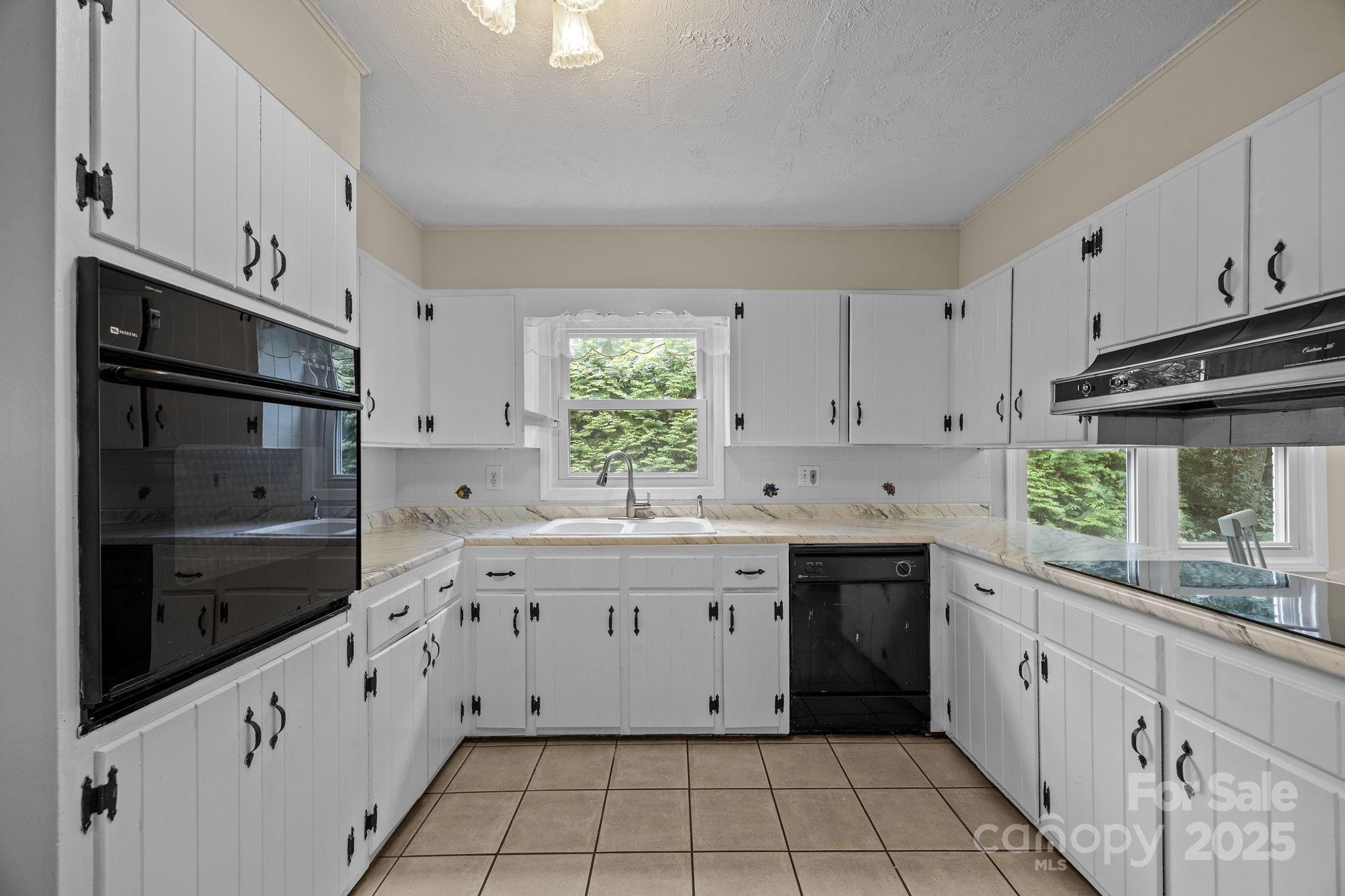 90 Knob Hill Road Asheville NC 28806